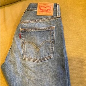 Levi jeans